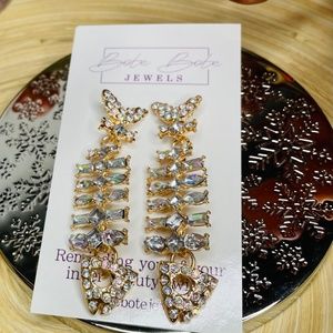 Glam Tail Bone Earrings
